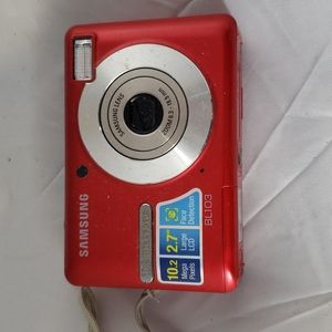Red Samsung BL103 10.2 Mega Pixels Digital Camera w/ Wrist Strap Tested - Works